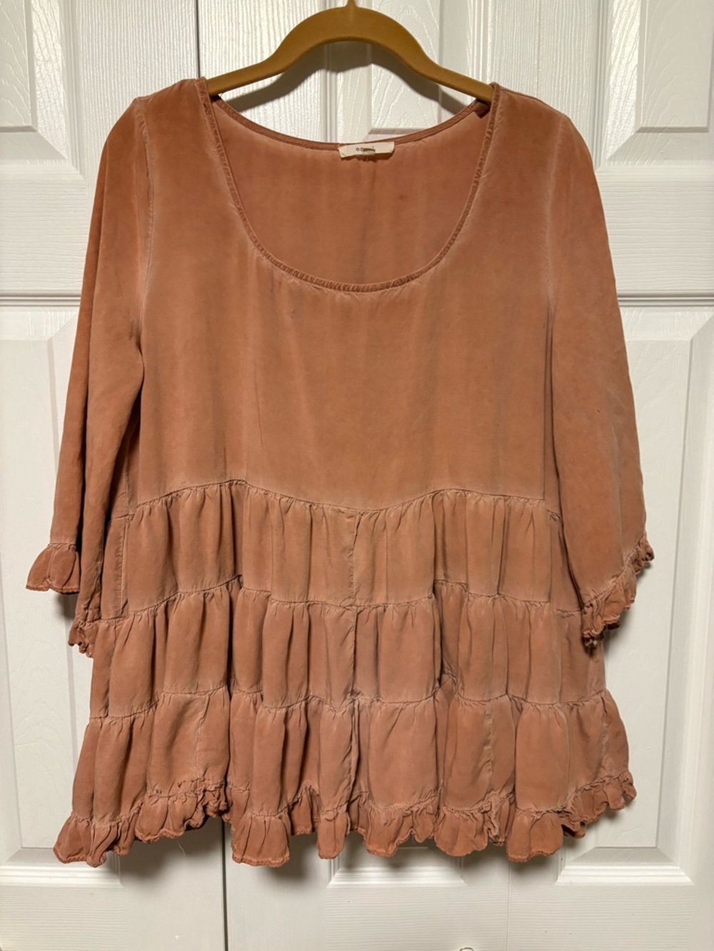 Easel Tiered Scoop-Neck Blouse - Dusty Rose